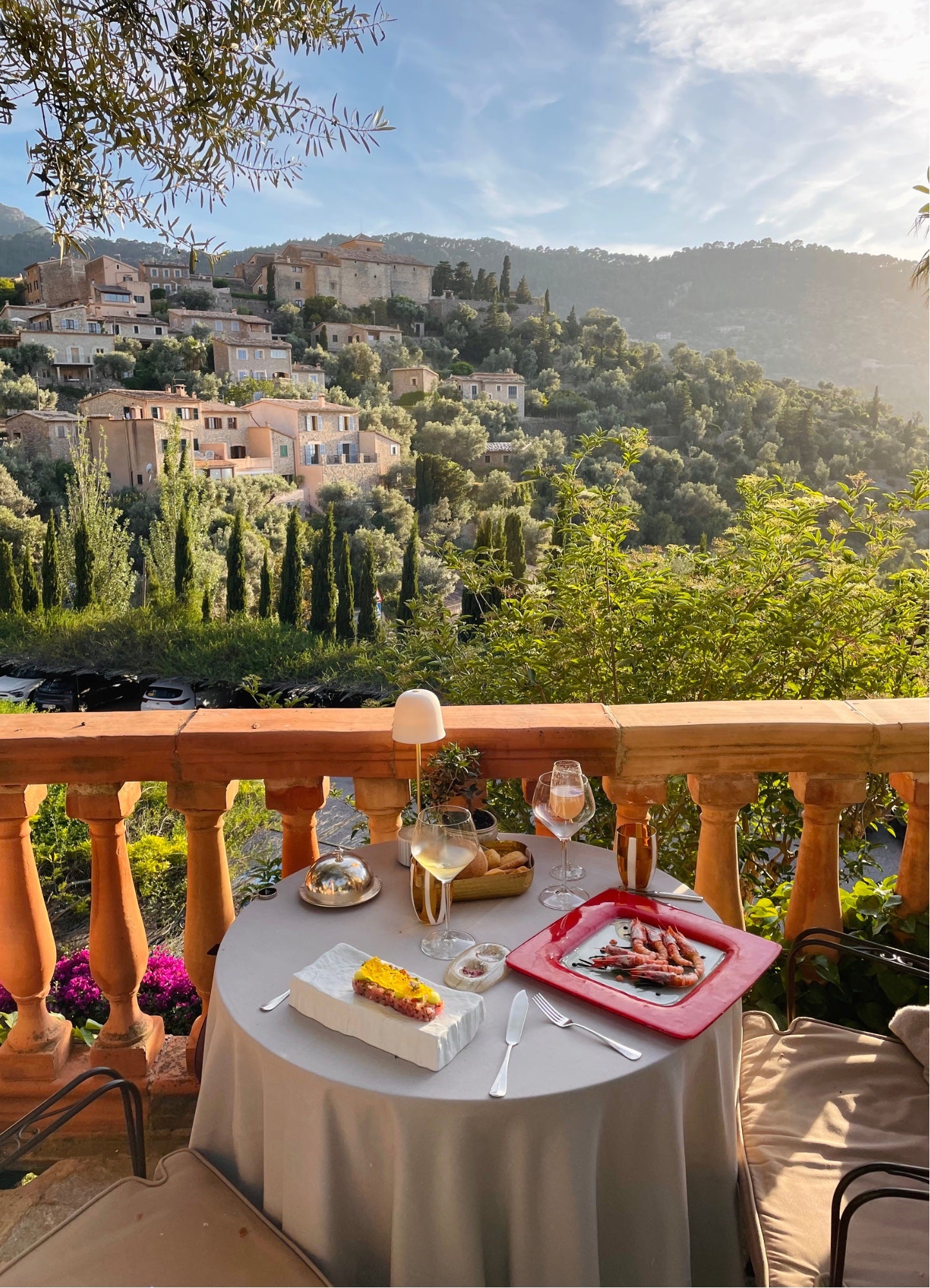 Yoga & Đi bộ đường dài trong trái tim của Tramuntana – Mallorca - Deià - 8 Ngày