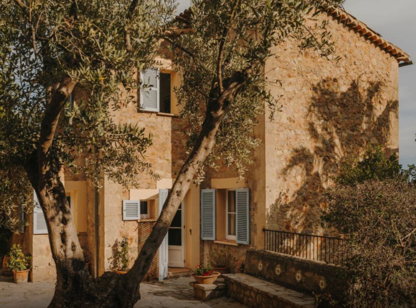 Yoga & Đi bộ đường dài trong trái tim của Tramuntana – Mallorca - Deià - 8 Ngày